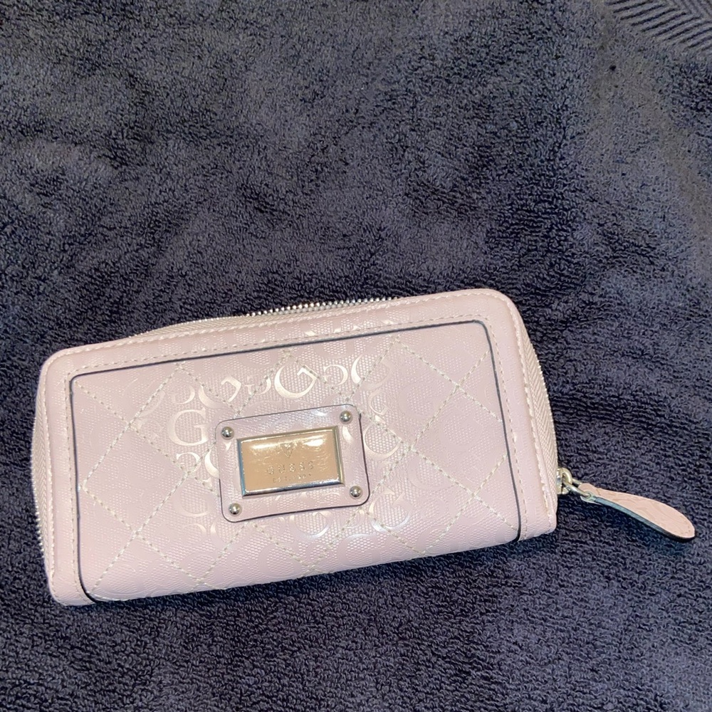 GUESS light pink wallet